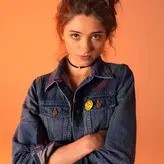 Natalia Dyer голая #0098