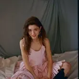 Natalia Dyer голая #0147