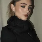 Natalia Dyer голая #0231