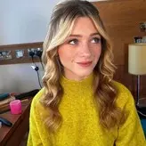 Natalia Dyer голая #0253