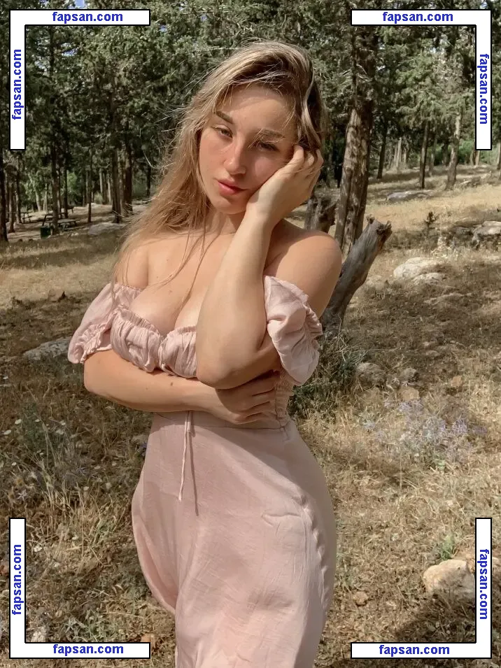 Natalia Fadeev nude photo #1631 from OnlyFans