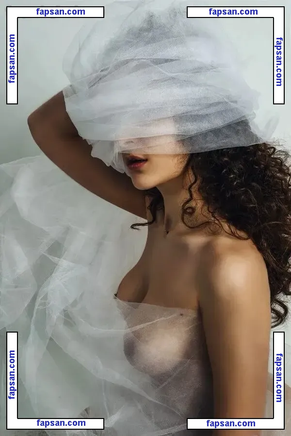 Natalia Olednik nude photo #0005 from OnlyFans