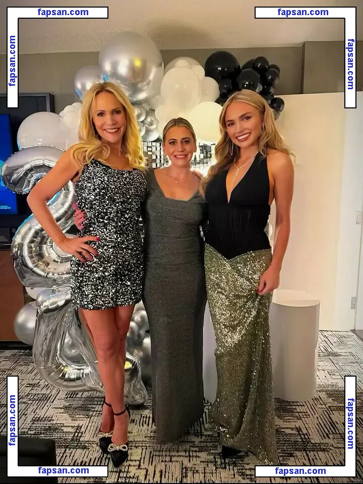 Natalie Alyn Lind голая фото #0590 с Онлифанс