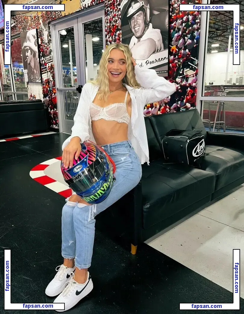 Natalie Decker nude photo #0152 from OnlyFans