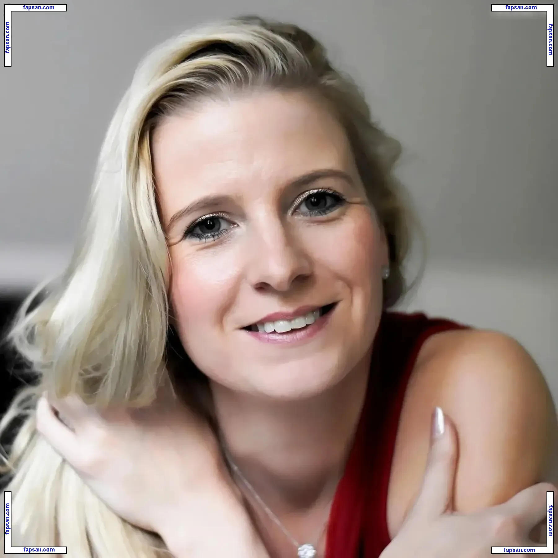 Natalie Hocke nude photo #0003 from OnlyFans