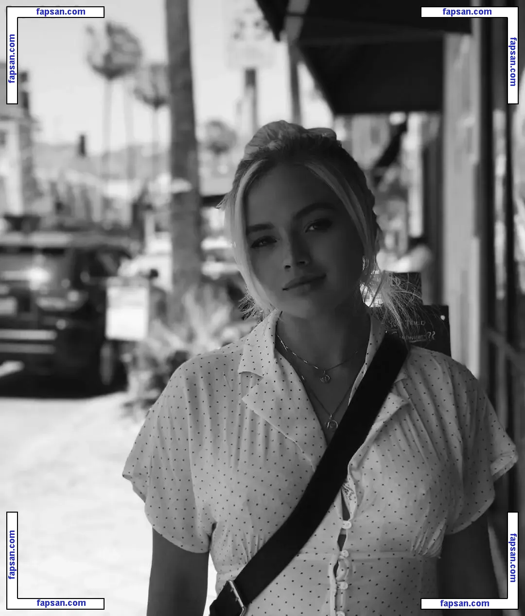 Natalie Lind nude photo #0004 from OnlyFans