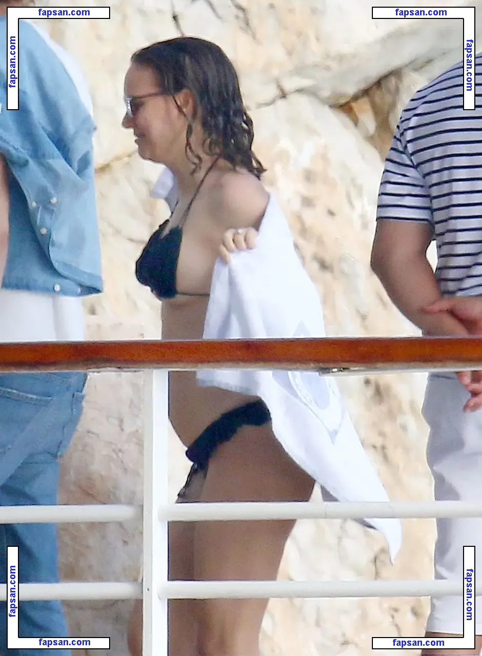 Natalie Portman nude photo #0032 from OnlyFans