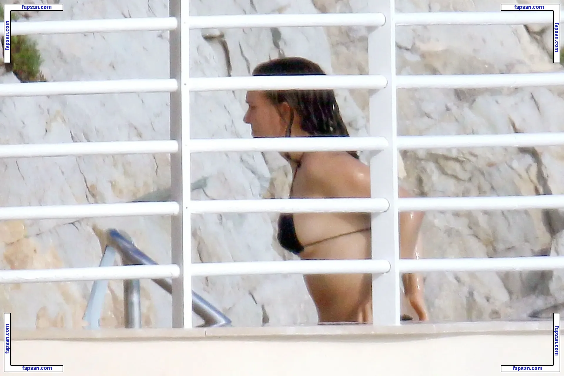 Natalie Portman nude photo #0041 from OnlyFans