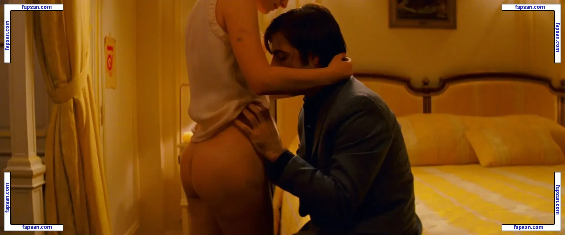 Natalie Portman nude photo #0081 from OnlyFans