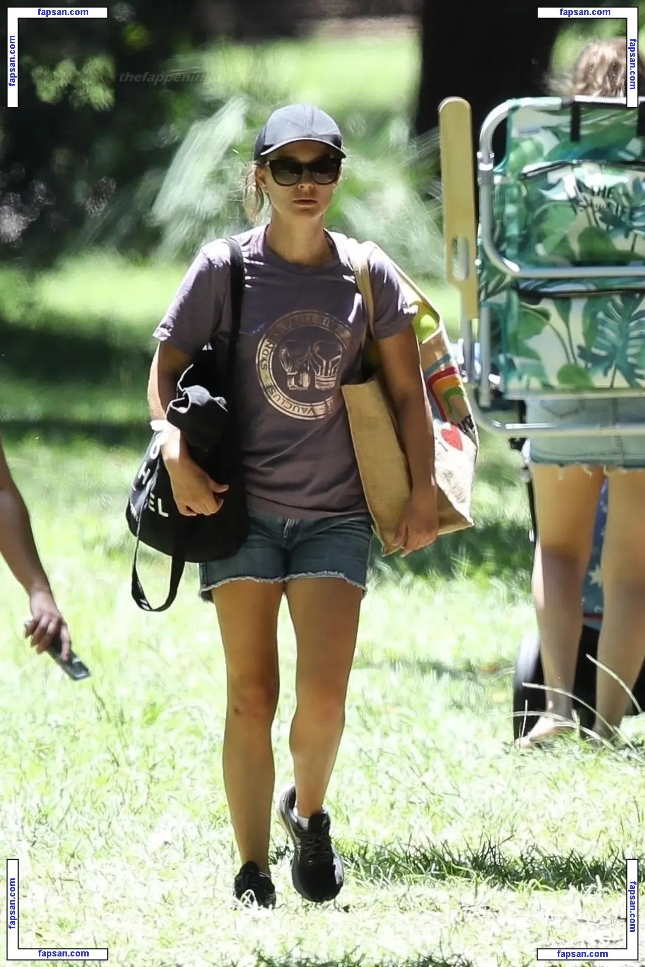 Natalie Portman nude photo #0555 from OnlyFans