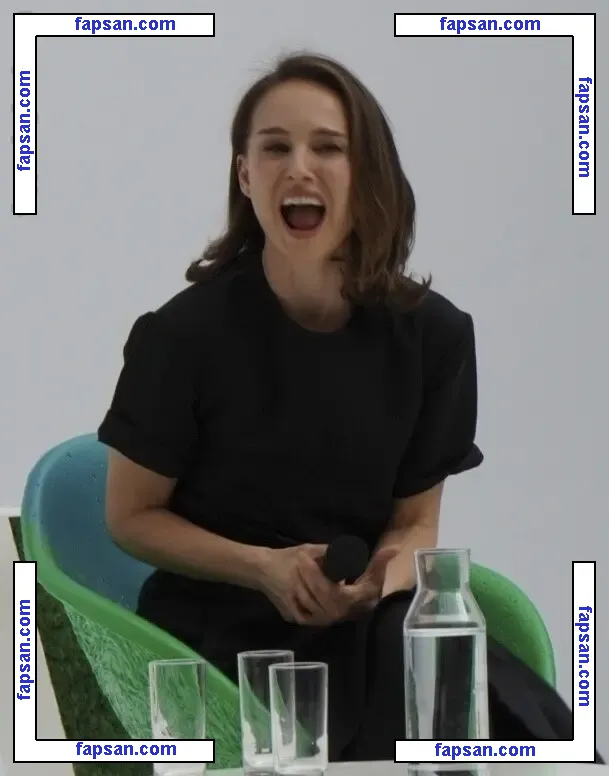Natalie Portman nude photo #1810 from OnlyFans