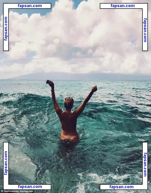 Natasha Oakley nude photo #0678 from OnlyFans