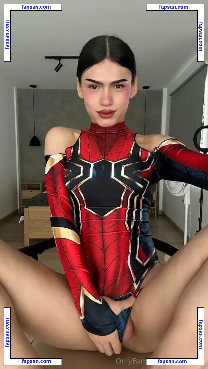 natatsgirl nude photo #0005 from OnlyFans