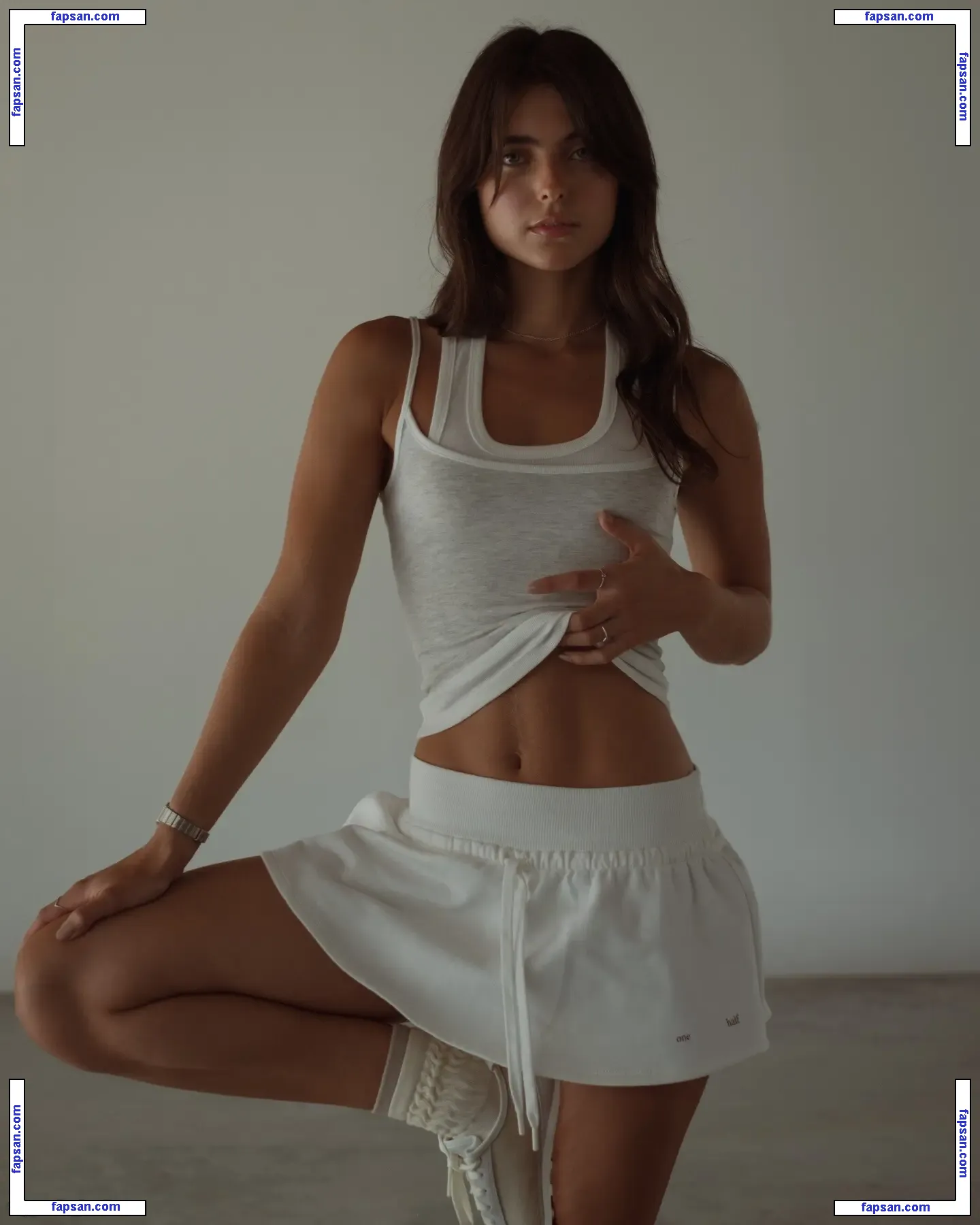 Nathalia Llinas nude photo #0003 from OnlyFans