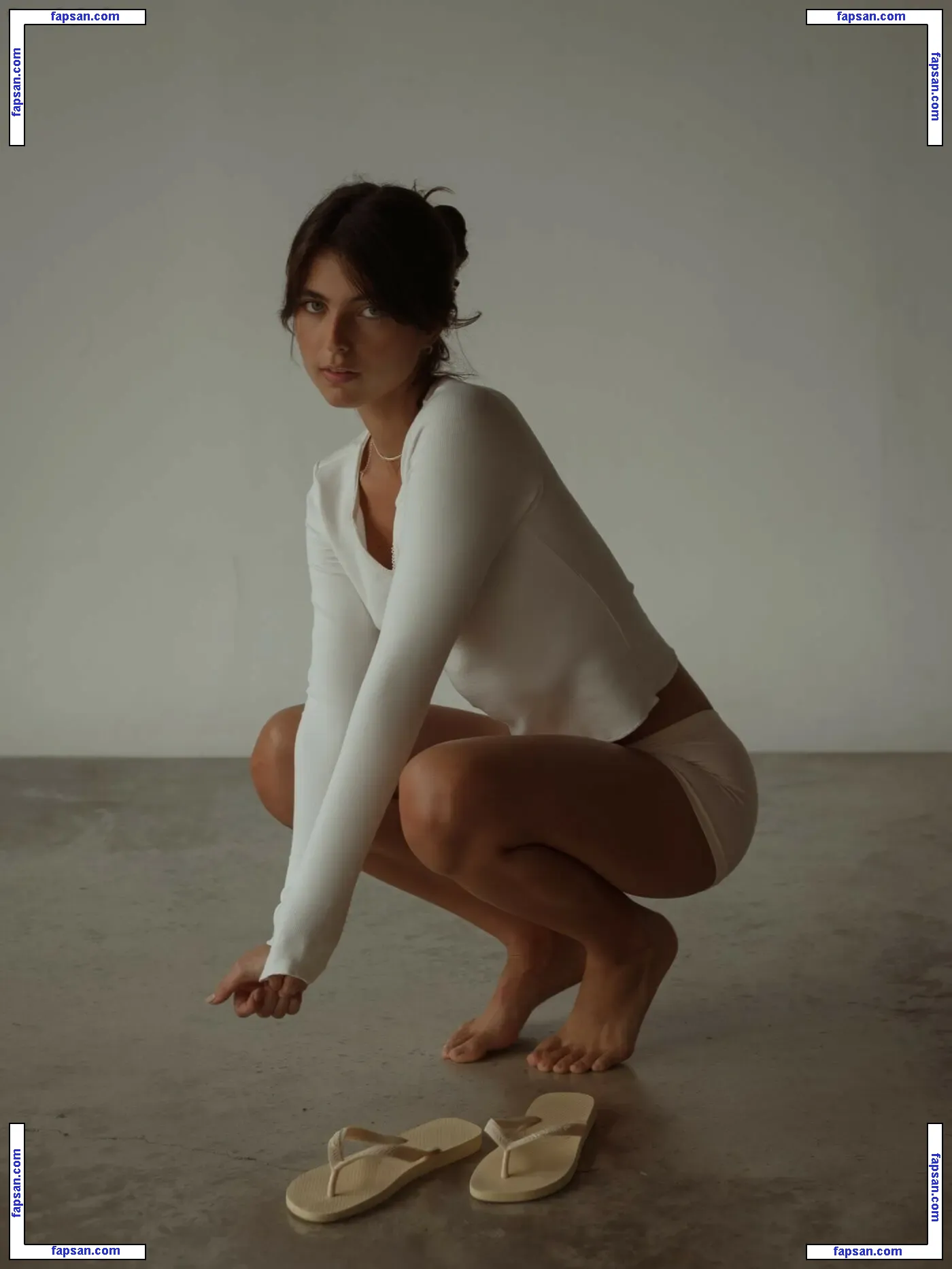 Nathalia Llinas nude photo #0008 from OnlyFans