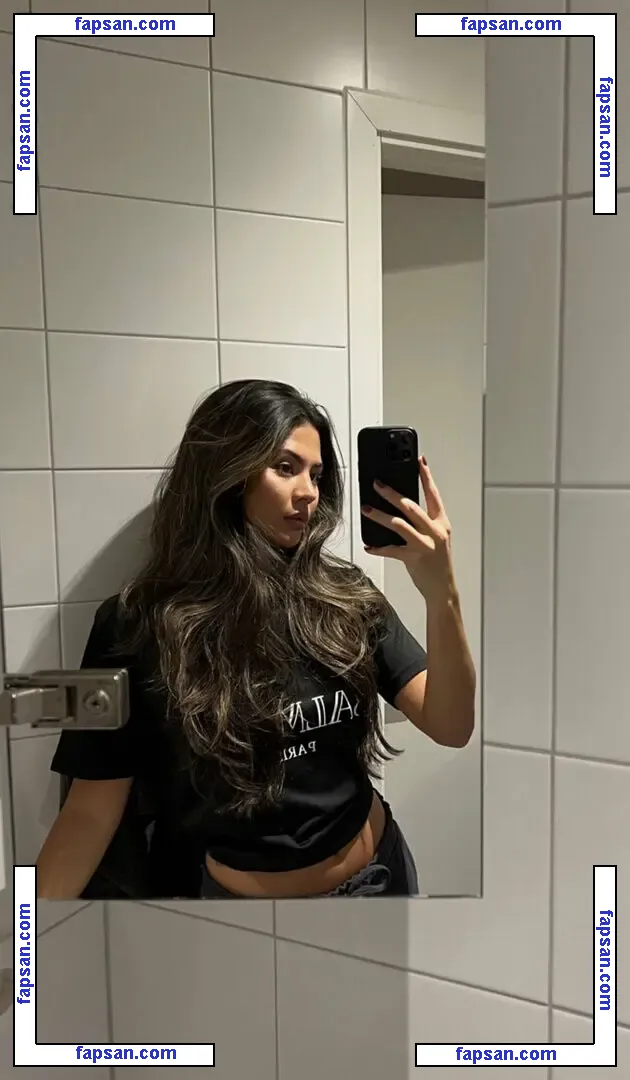 Nathalie Lok nude photo #0020 from OnlyFans