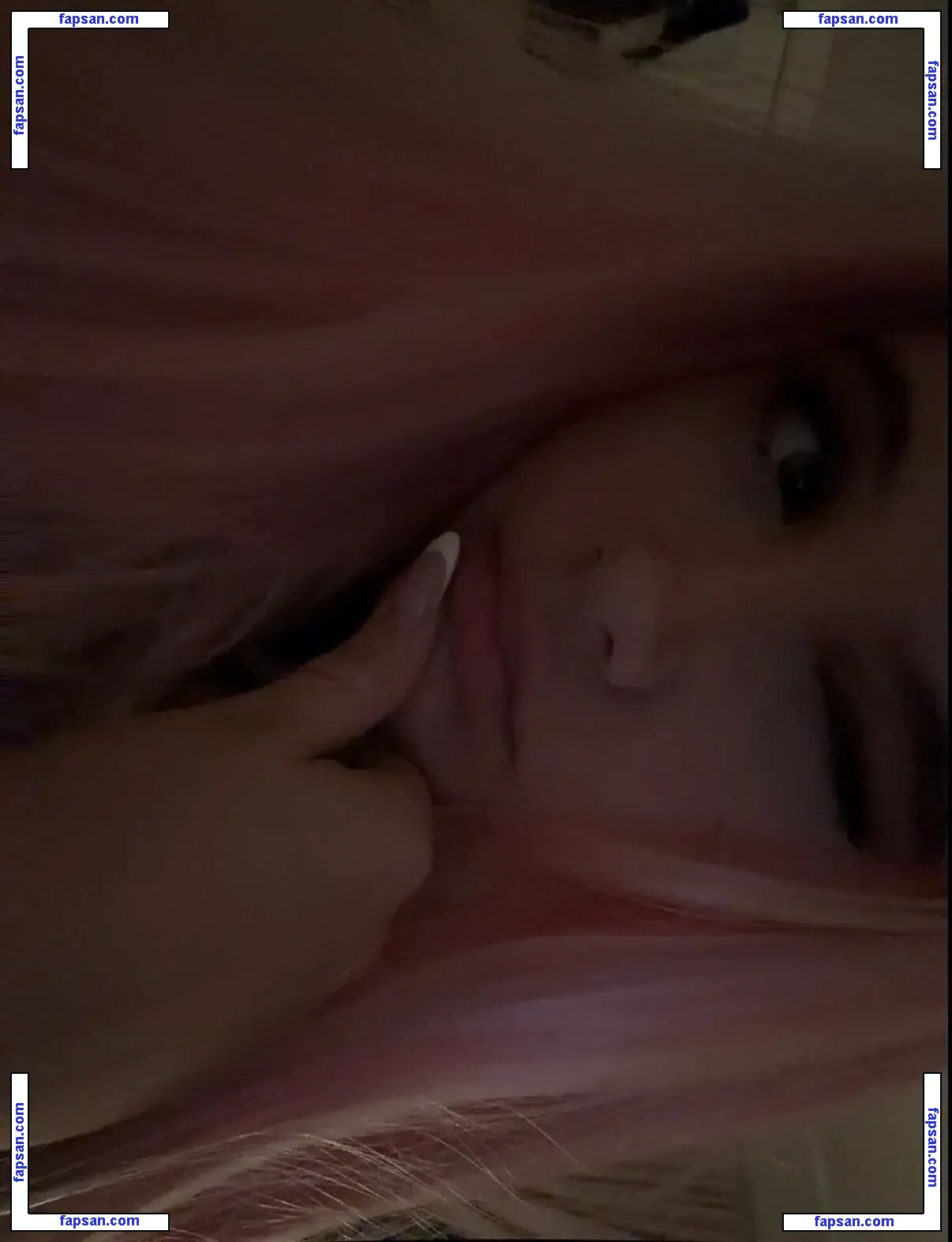 natsloved голая фото #0007 с Онлифанс