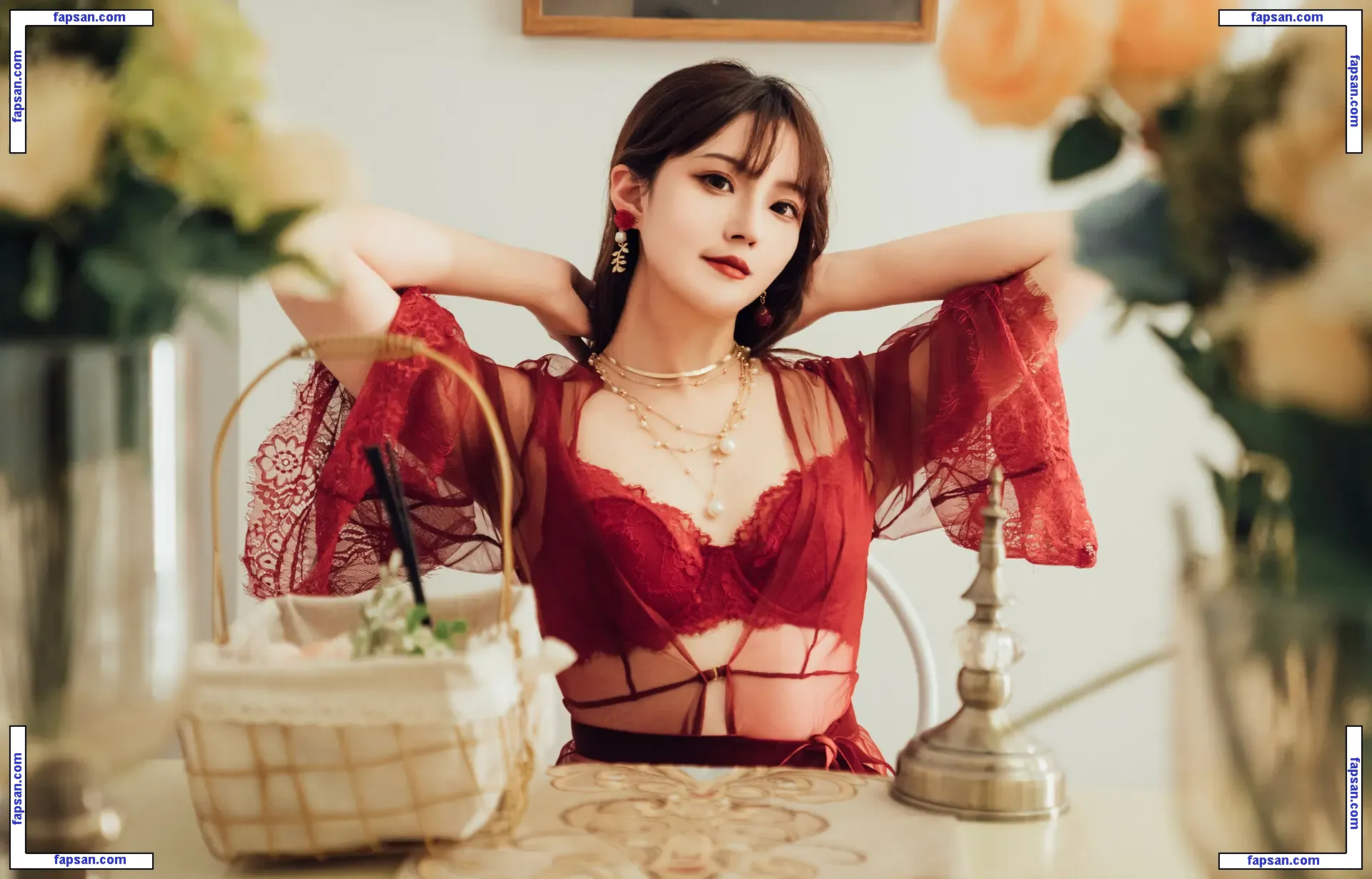 Natsuko233 nude photo #0073 from OnlyFans