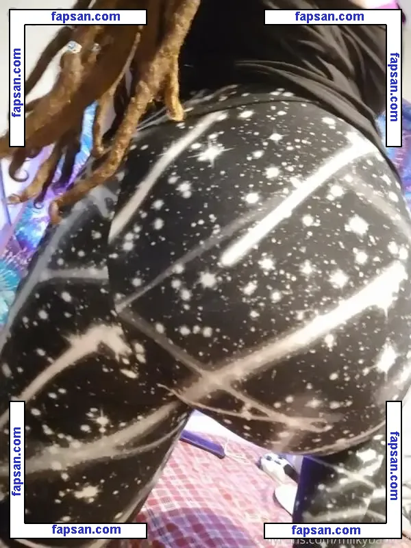 Natural & Thicc Milky Momma голая фото #0017 с Онлифанс