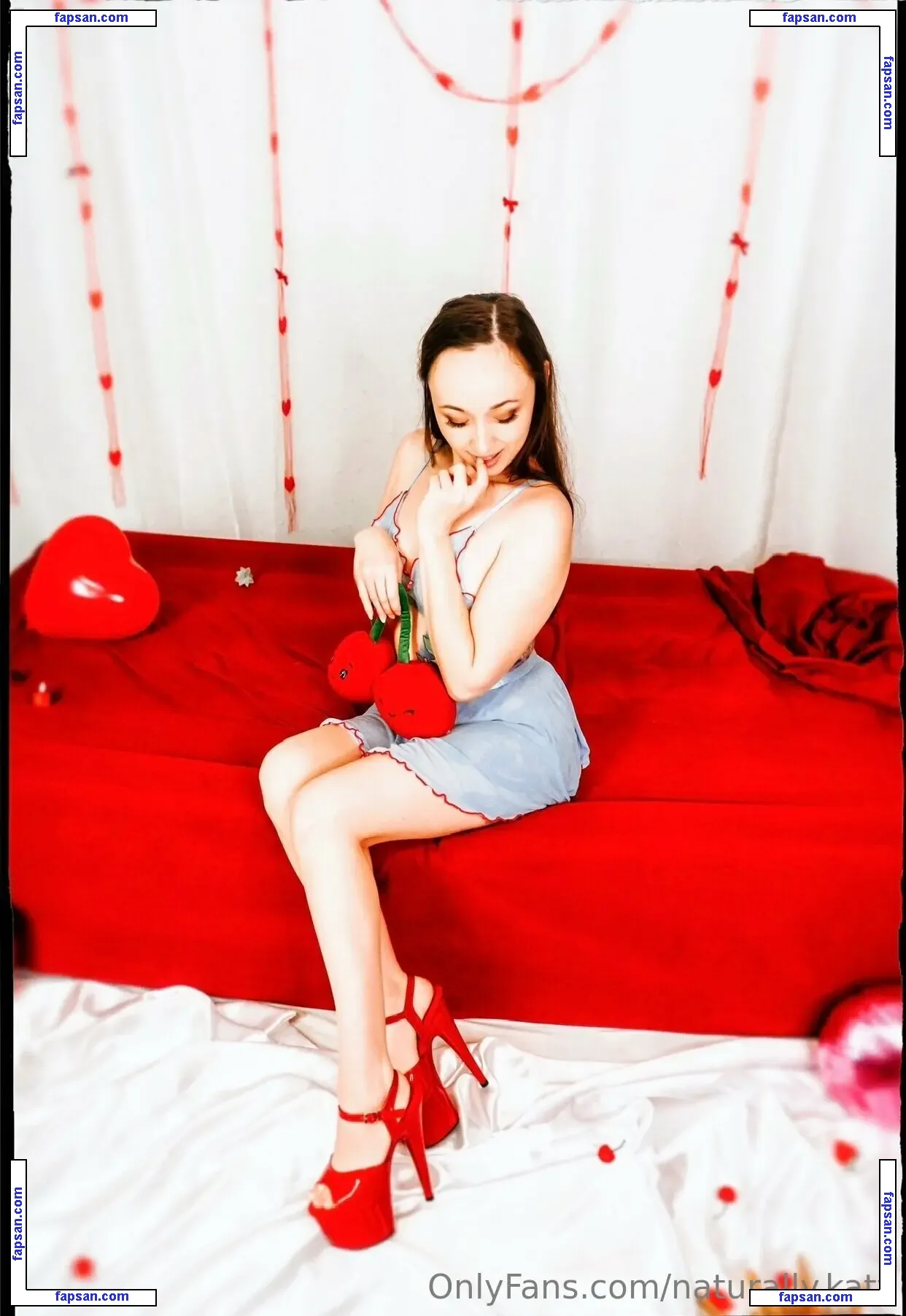 naturally.katy nude photo #0005 from OnlyFans