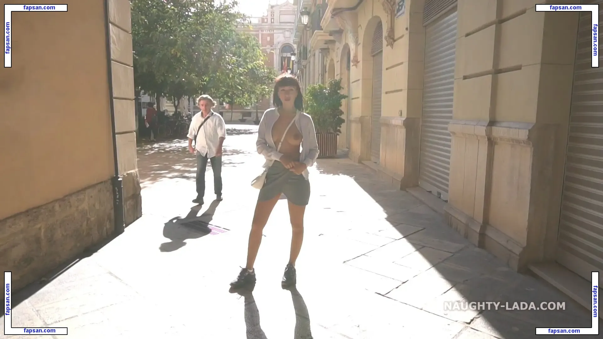 Naughty Lada голая фото #0112 с Онлифанс