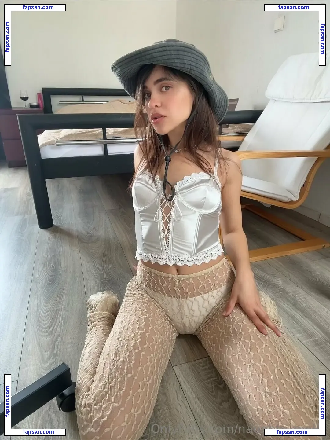 naughty_molly nude photo #0015 from OnlyFans