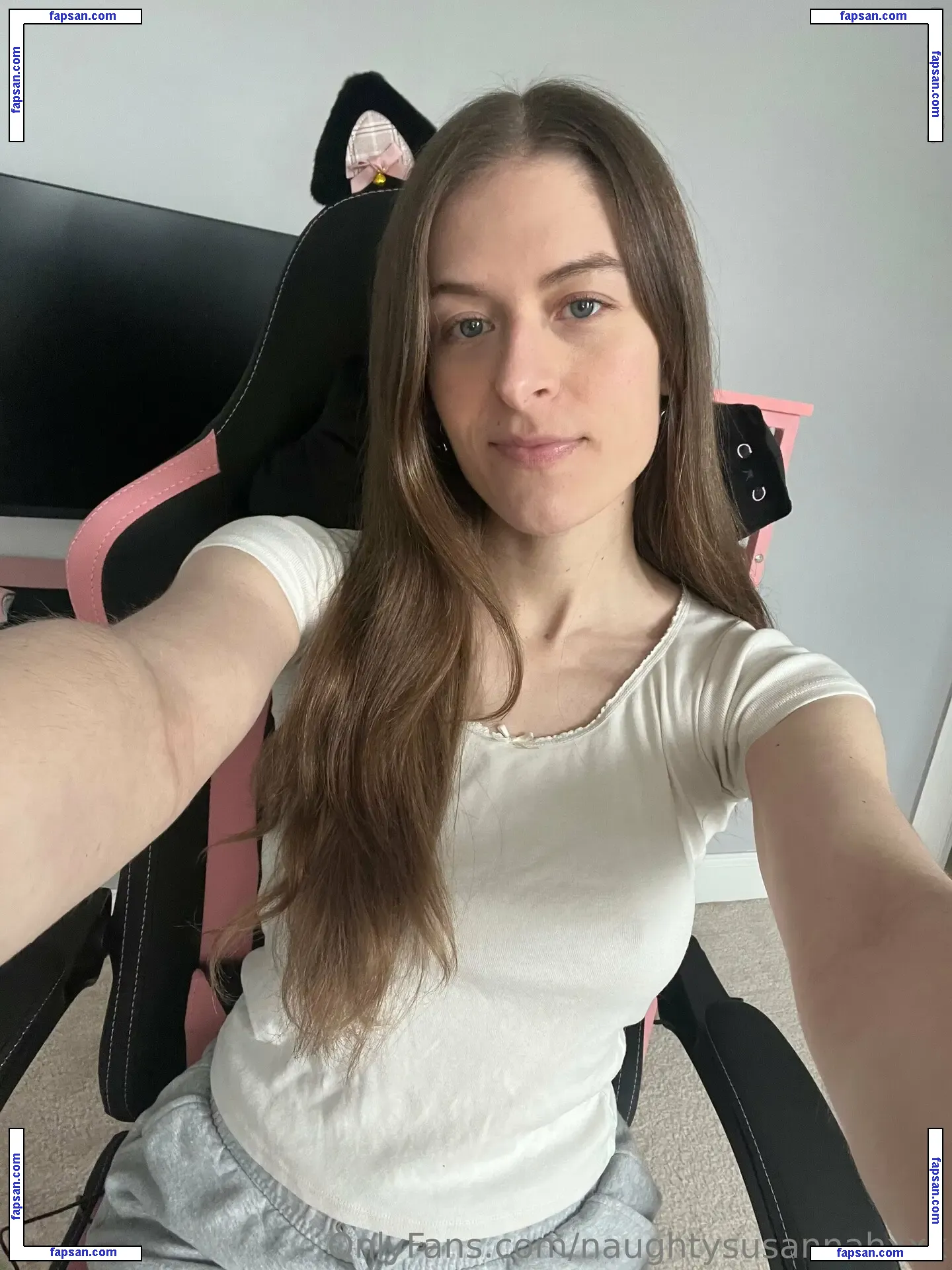 naughtysusannahxxx nude photo #0017 from OnlyFans