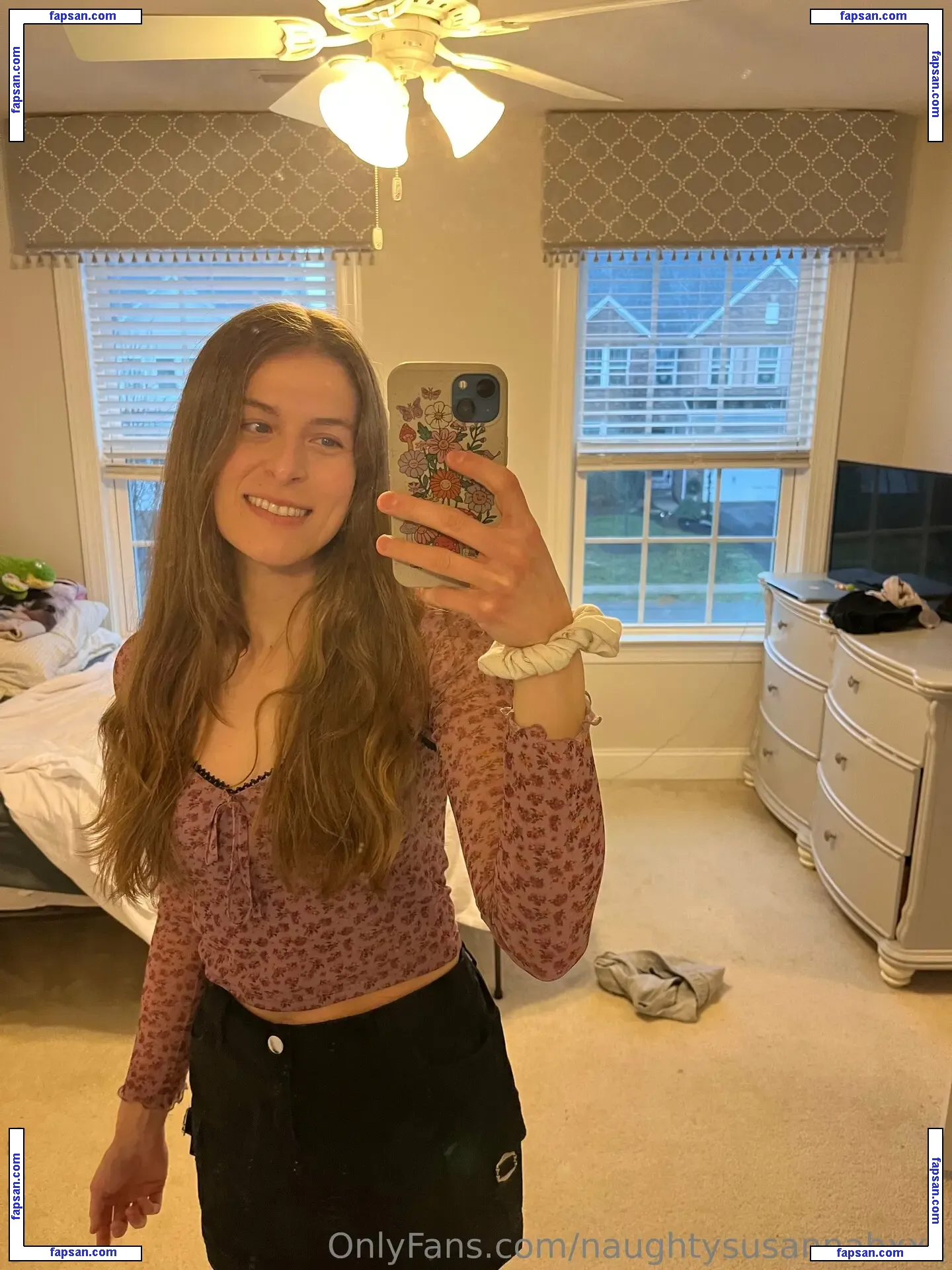 naughtysusannahxxx nude photo #0020 from OnlyFans