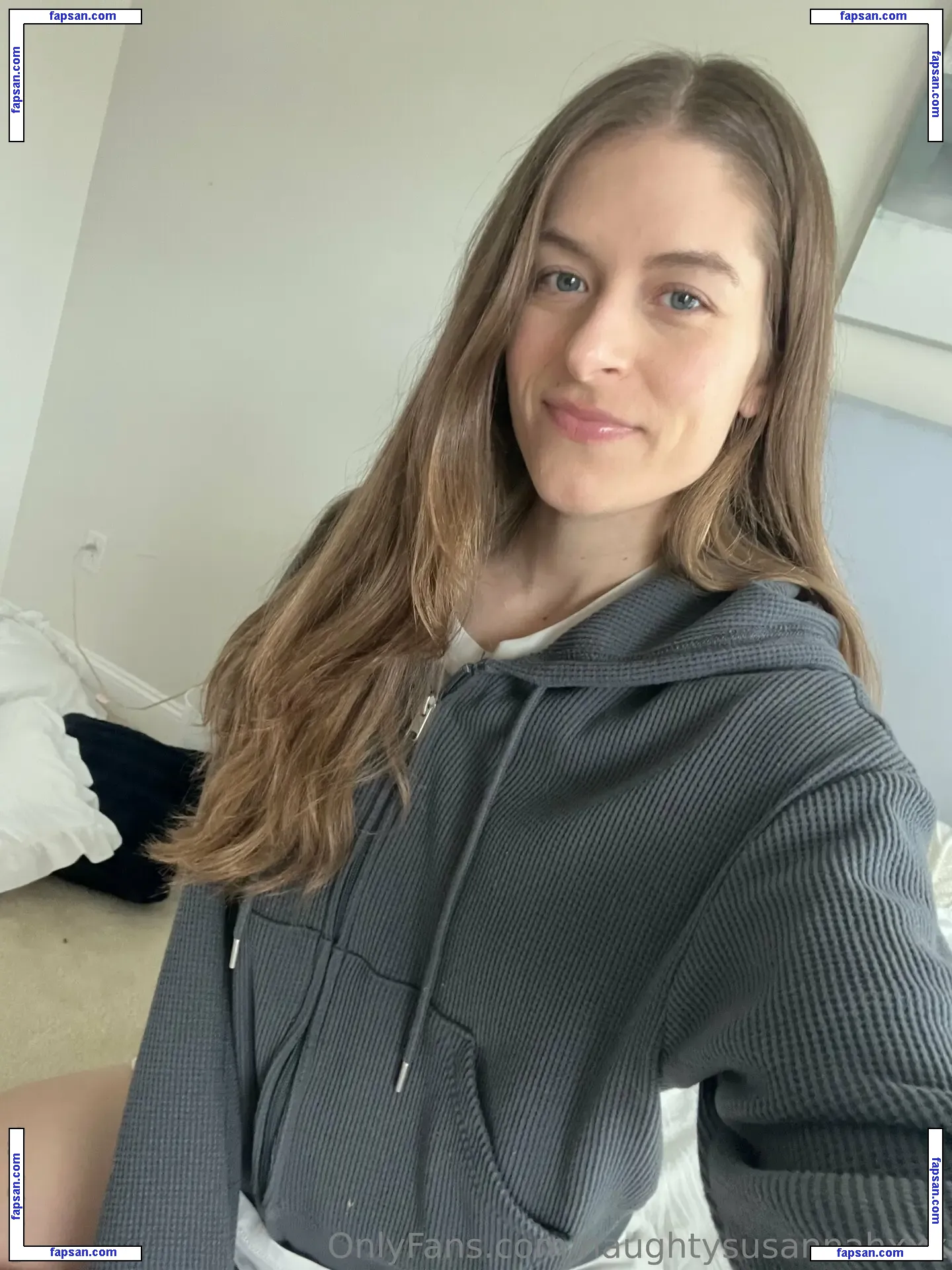 naughtysusannahxxx nude photo #0026 from OnlyFans