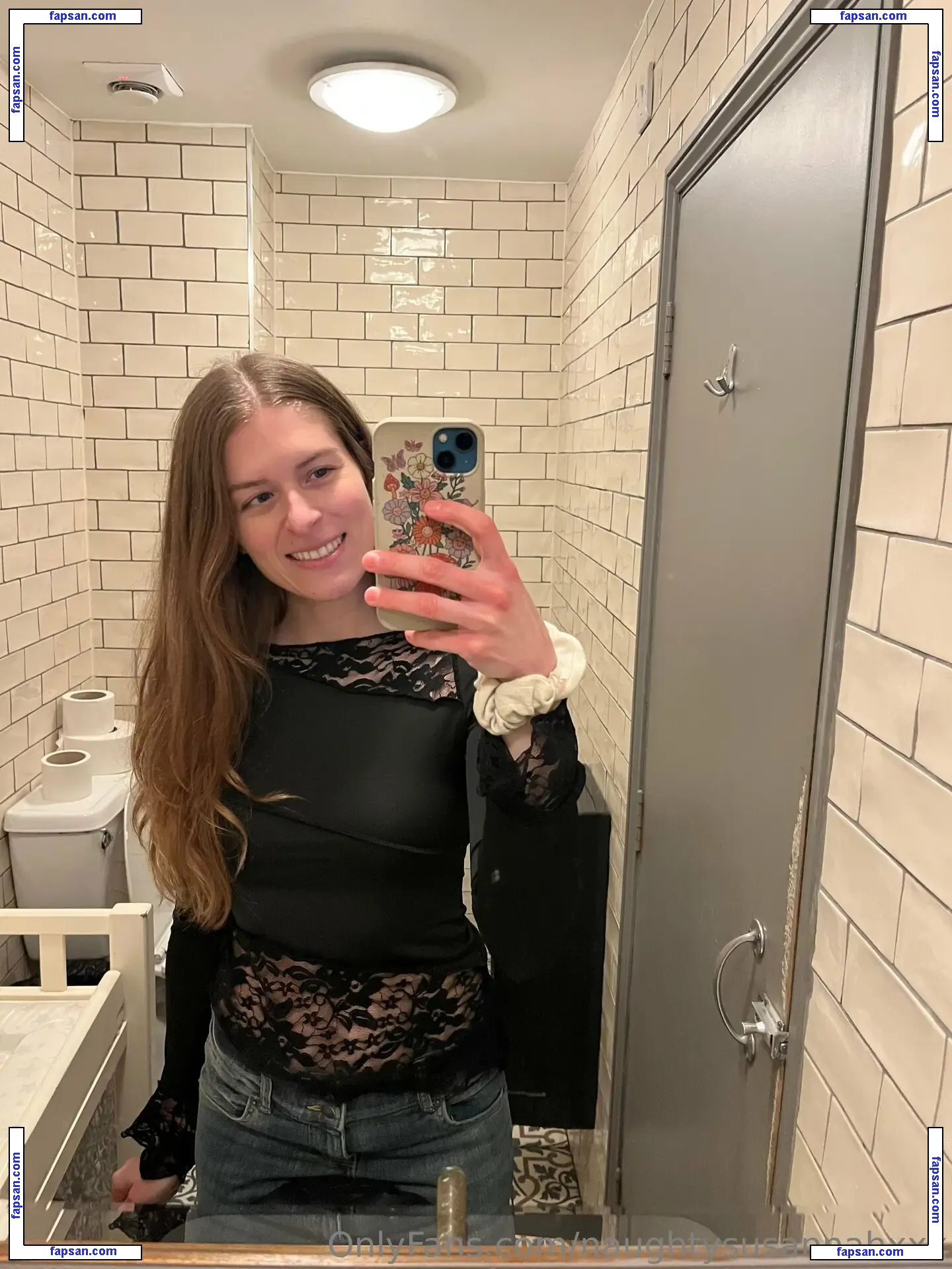 naughtysusannahxxx nude photo #0028 from OnlyFans
