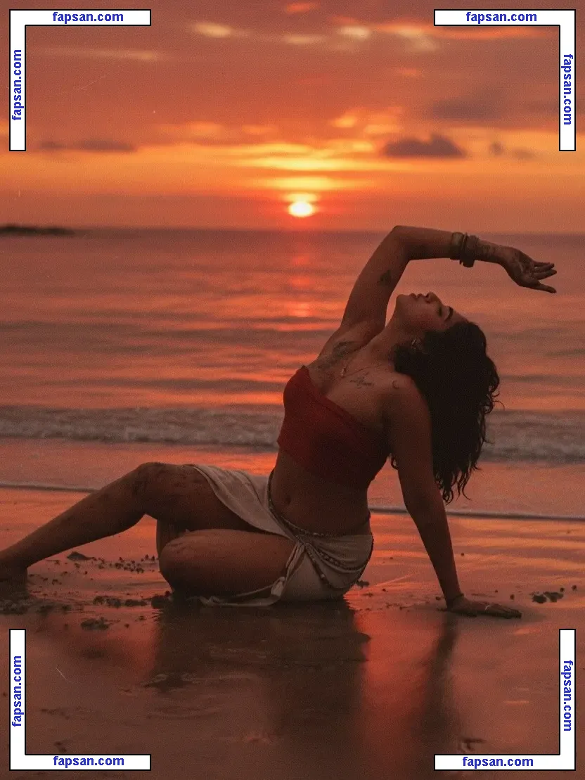 Navya Shetty nude photo #0005 from OnlyFans