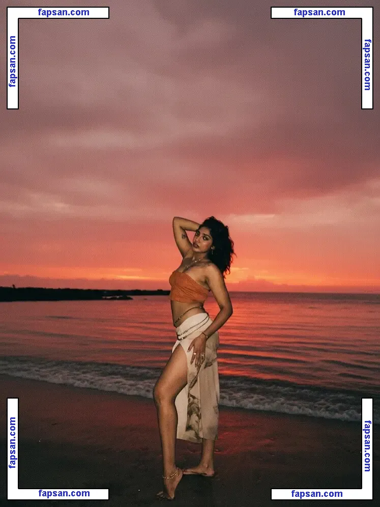 Navya Shetty nude photo #0007 from OnlyFans