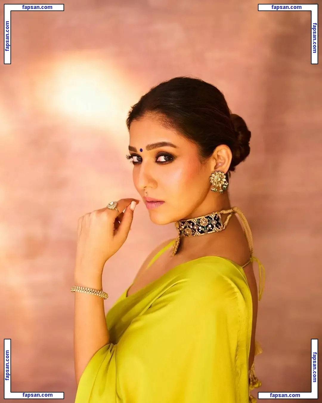 Nayanthara голая фото #0009 с Онлифанс