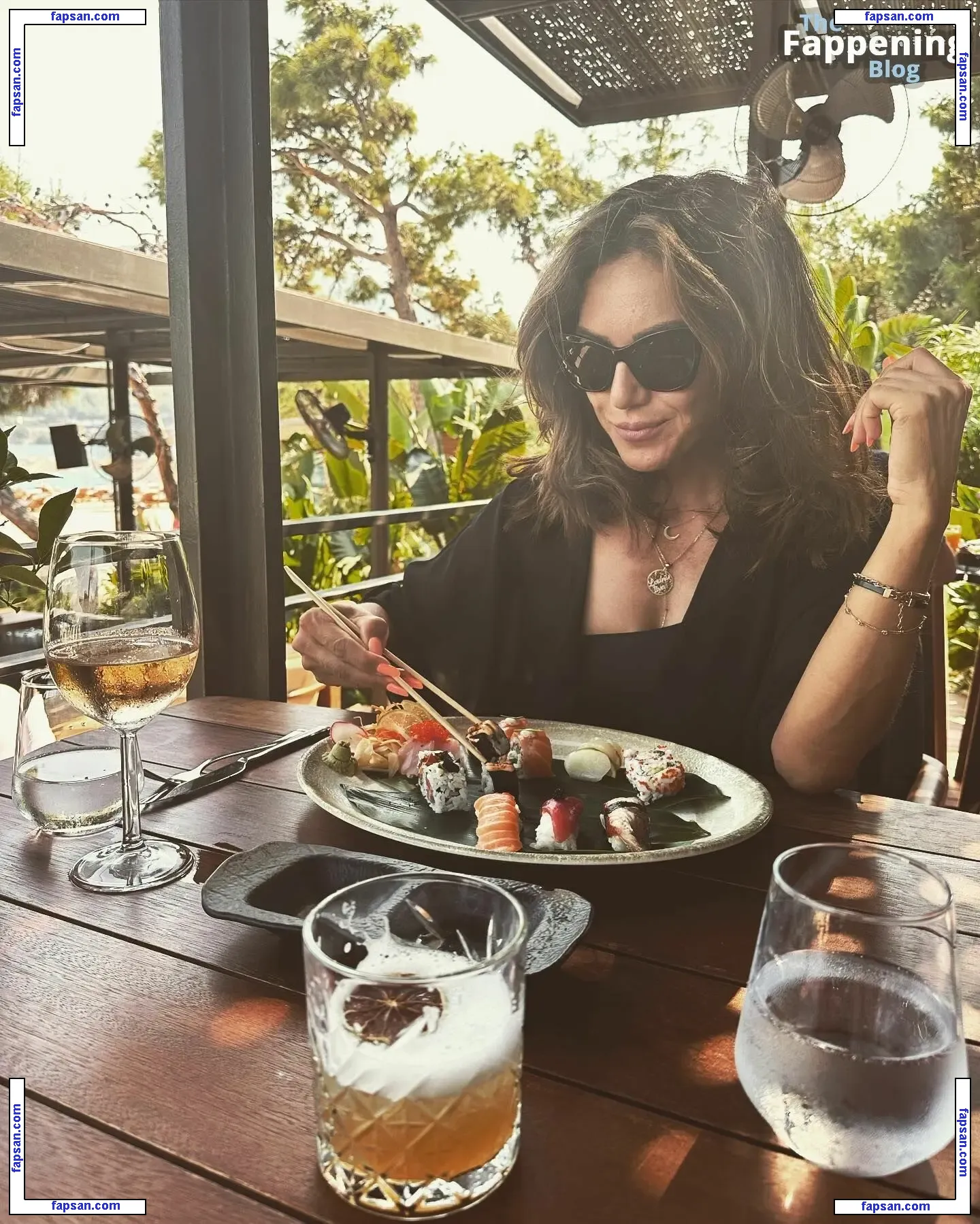 Nazan Eckes nude photo #0508 from OnlyFans