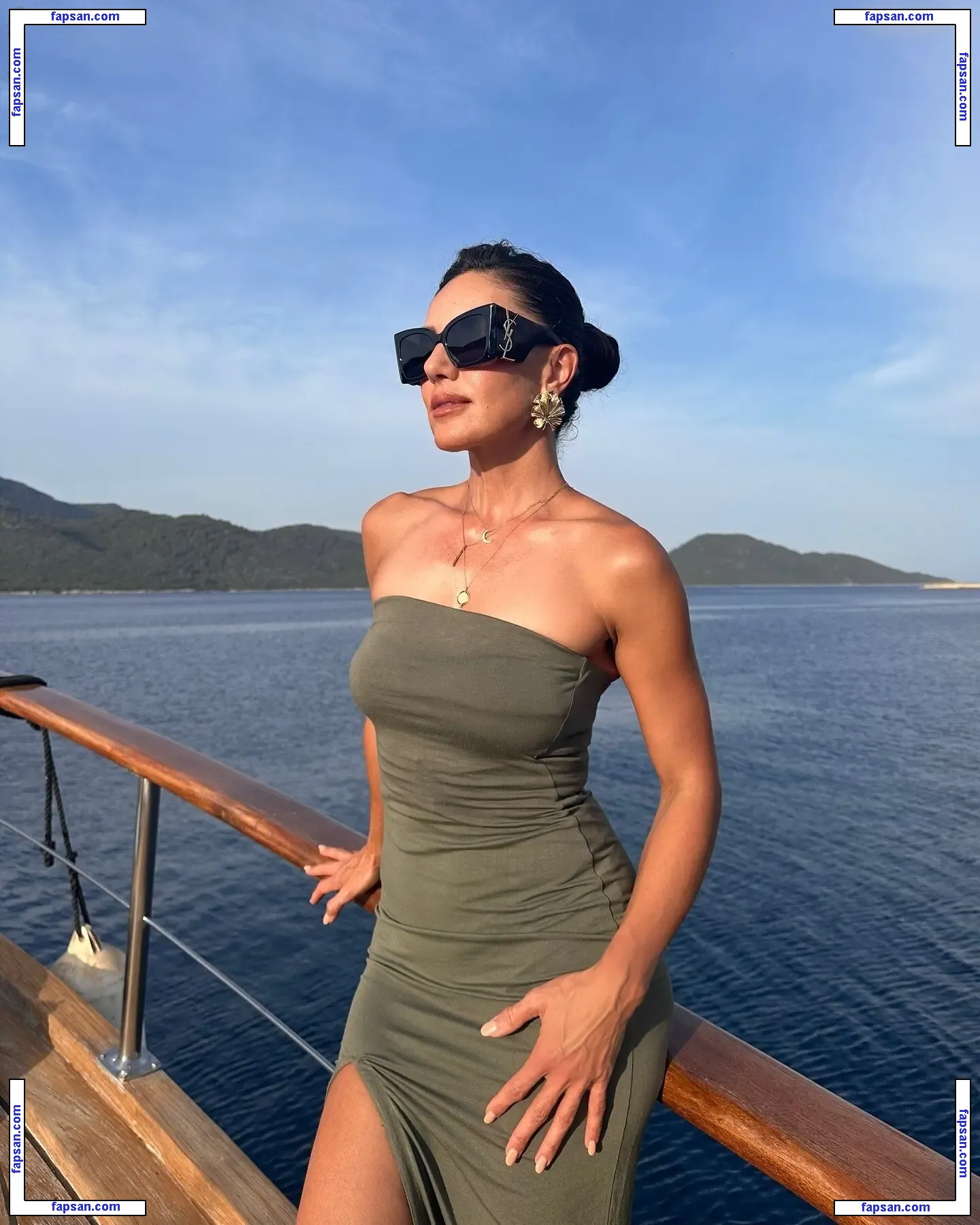 Nazan Eckes nude photo #0560 from OnlyFans