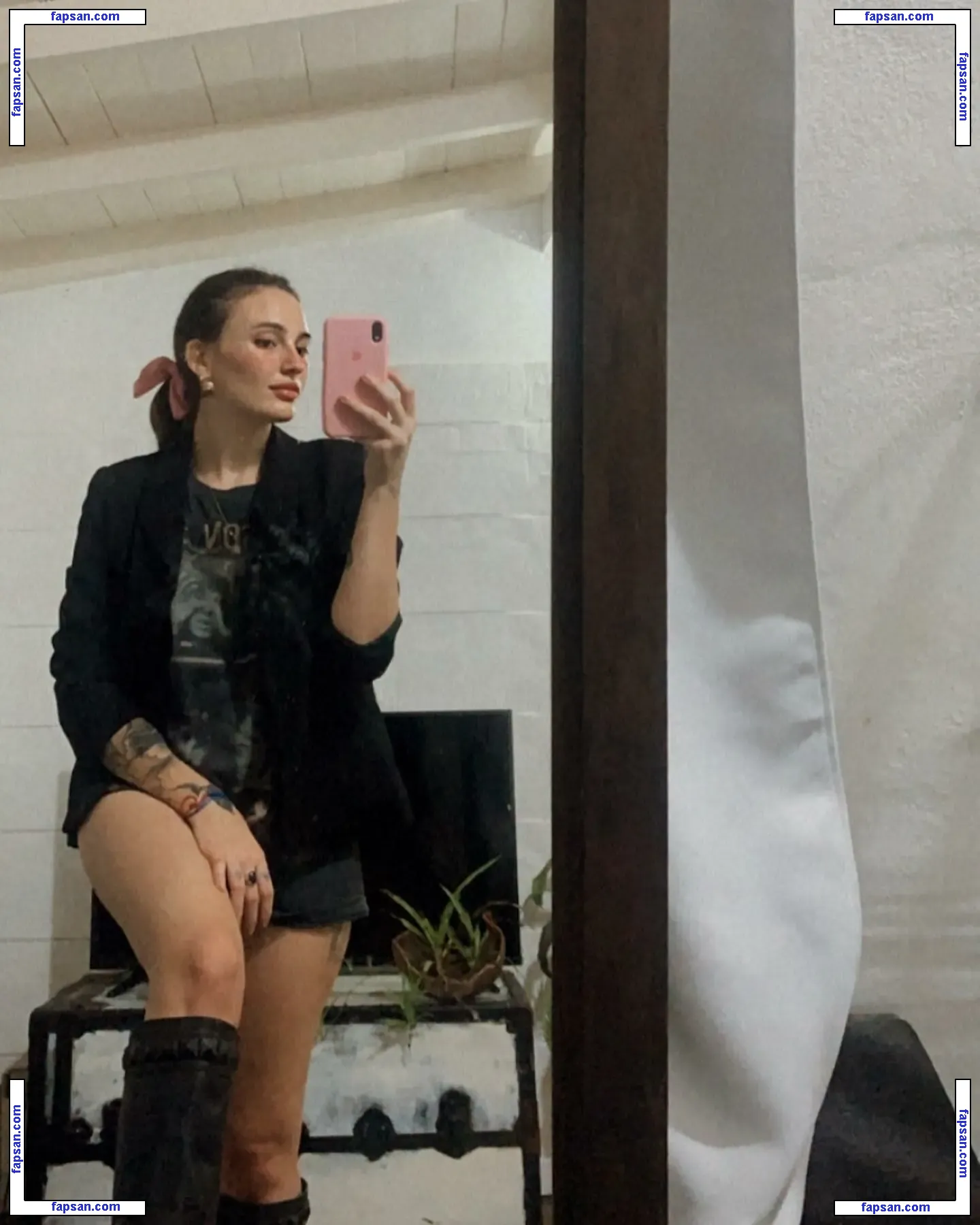 Nazarena Loureiro голая фото #0021 с Онлифанс