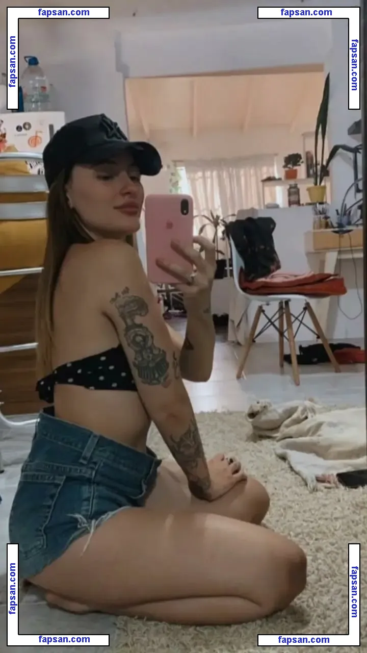 Nazarena Loureiro голая фото #0022 с Онлифанс