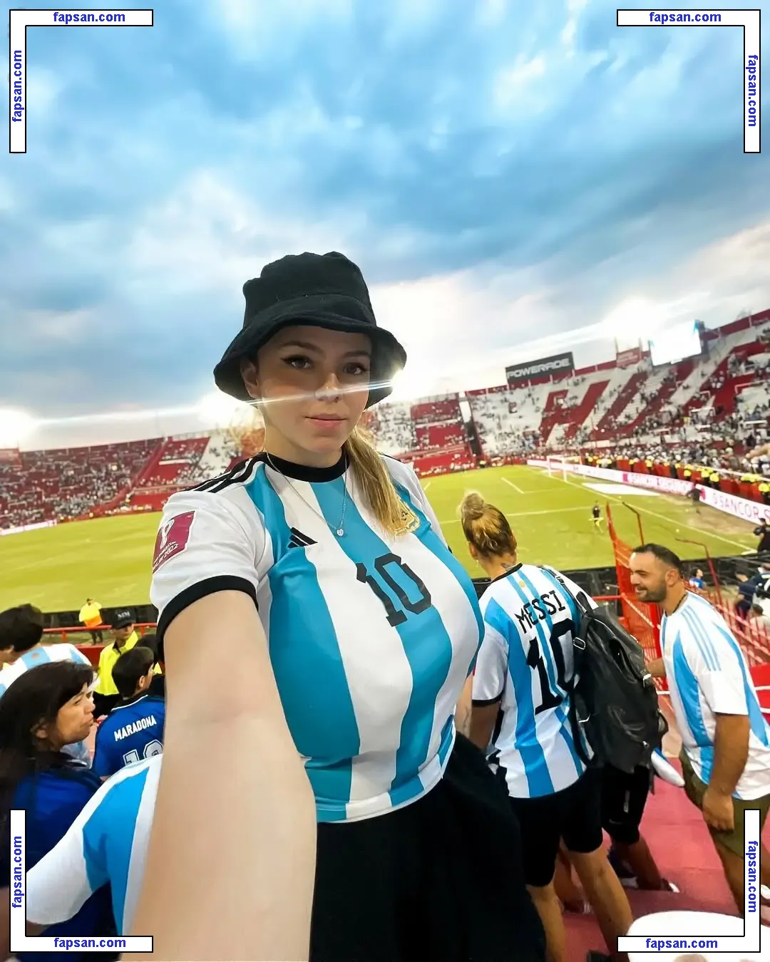 Nazarena голая фото #0015 с Онлифанс