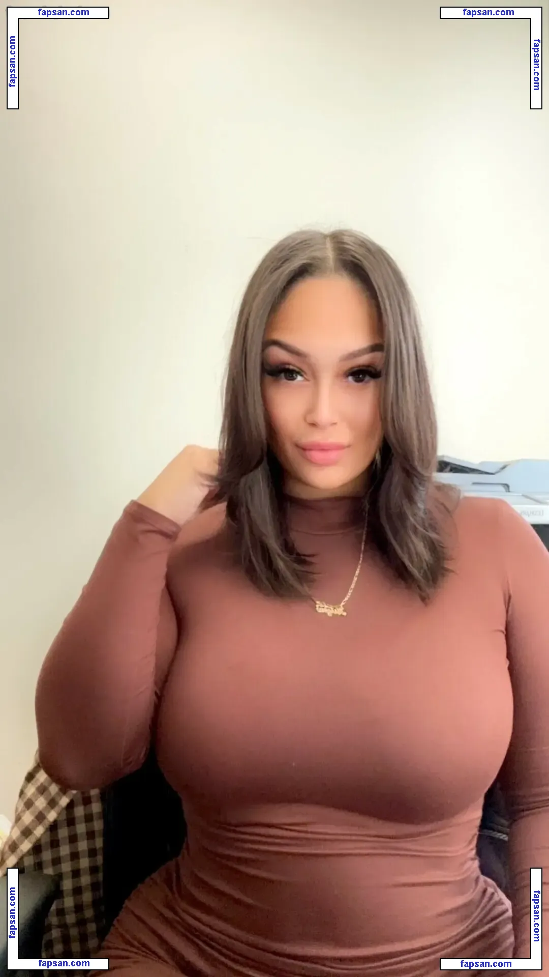 nd_creatorshub голая фото #0001 с Онлифанс