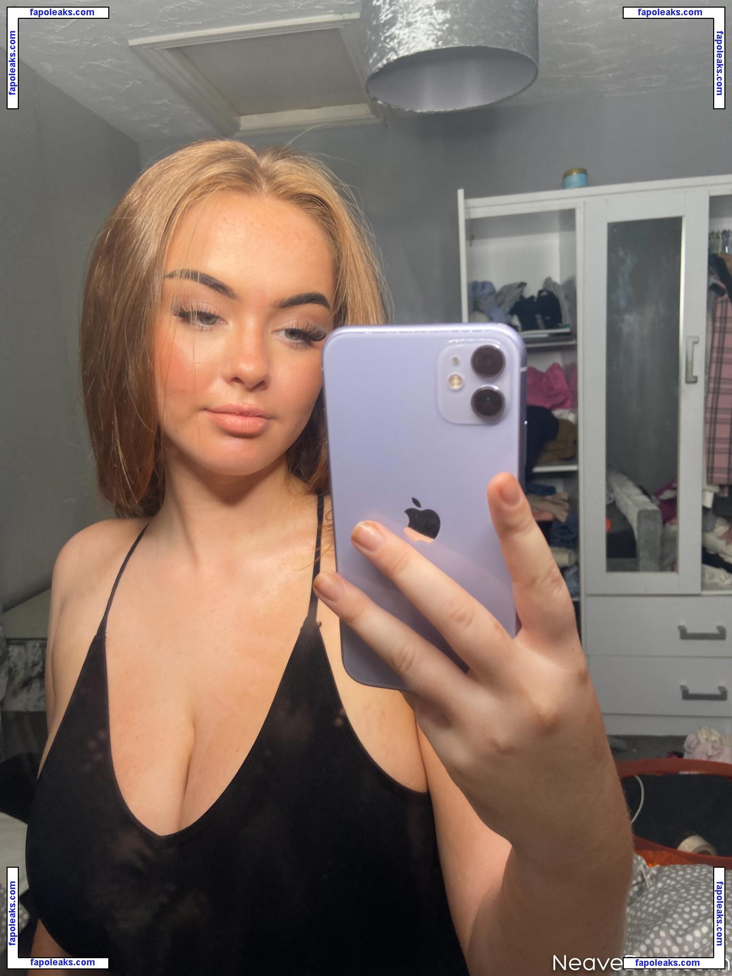 Neave Dare / neavedarex nude photo #0031 from OnlyFans