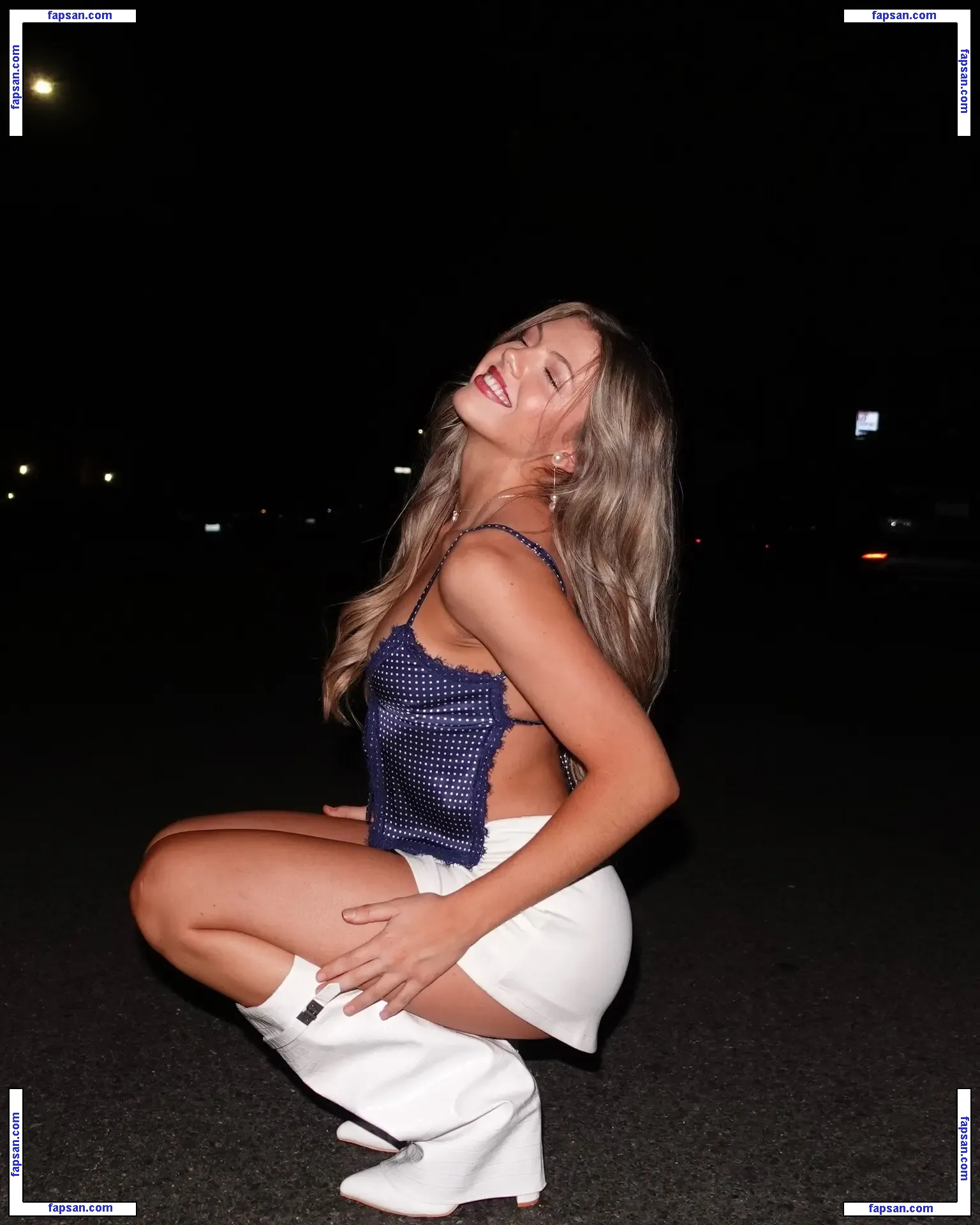 Neela Jolene голая фото #0065 с Онлифанс