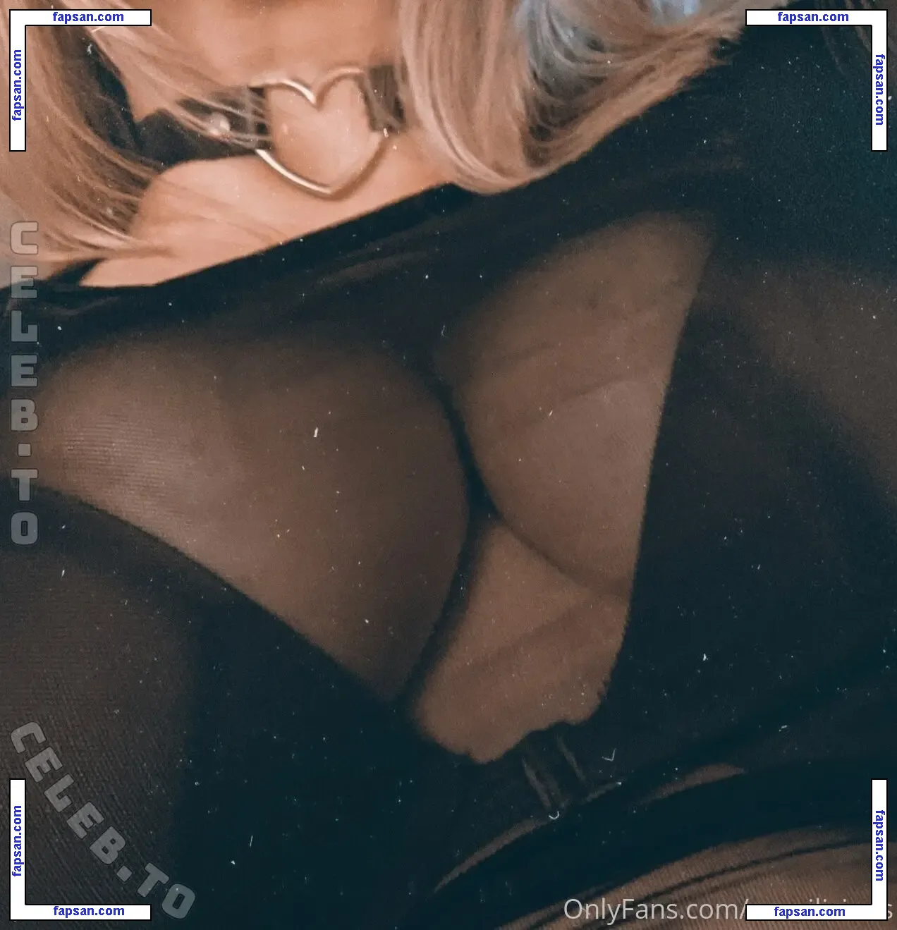 neeviliciouz nude photo #0221 from OnlyFans