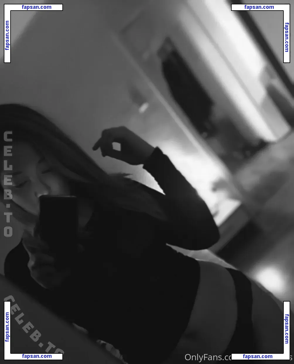 neeviliciouz nude photo #0222 from OnlyFans