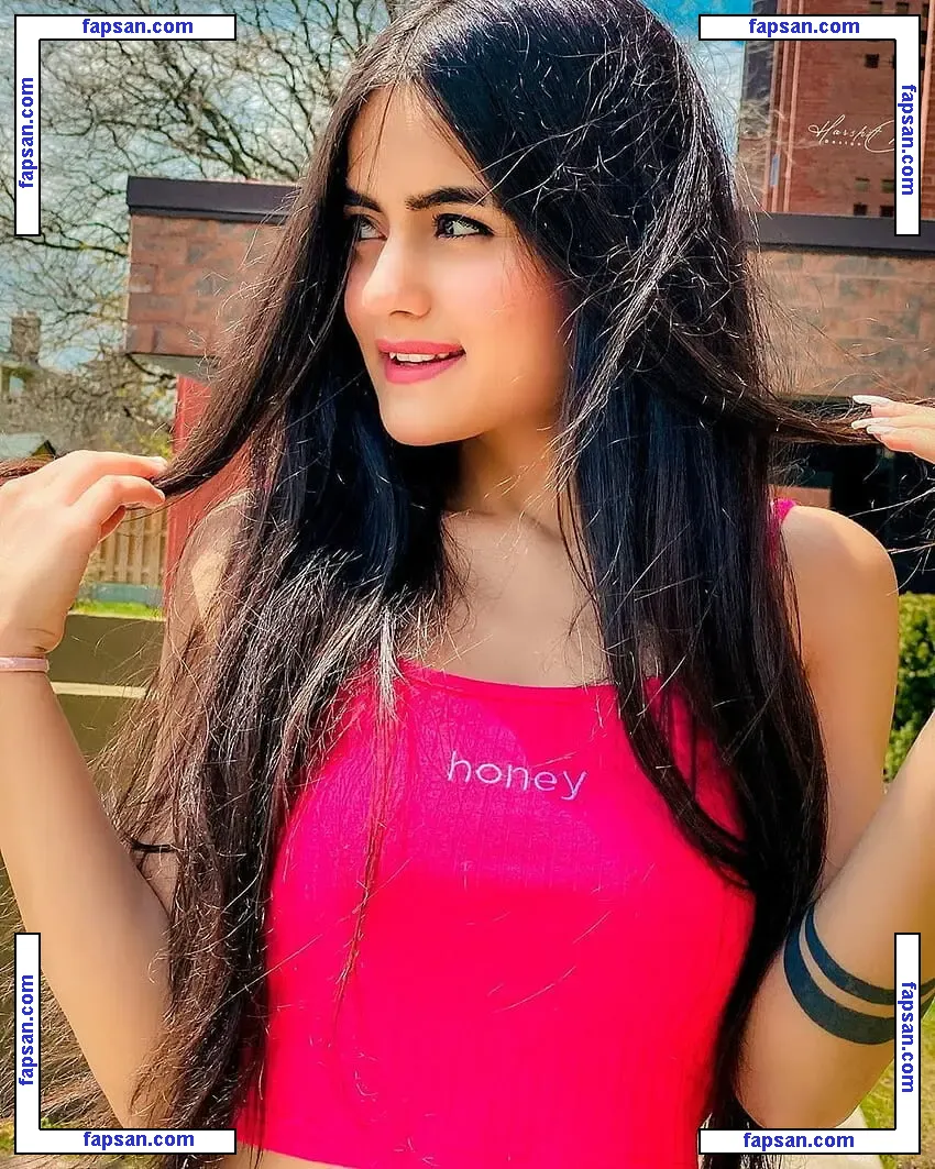 Neha Jethwani nude photo #0004 from OnlyFans