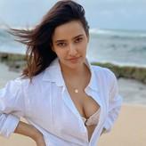 Neha Sharma голая #0027