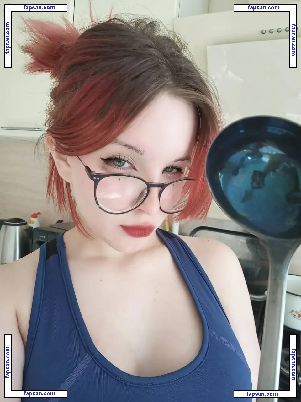 nekonfetka25 nude photo #0004 from OnlyFans