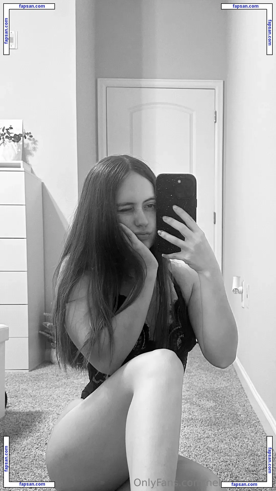 Nelly Becmac nude photo #0019 from OnlyFans