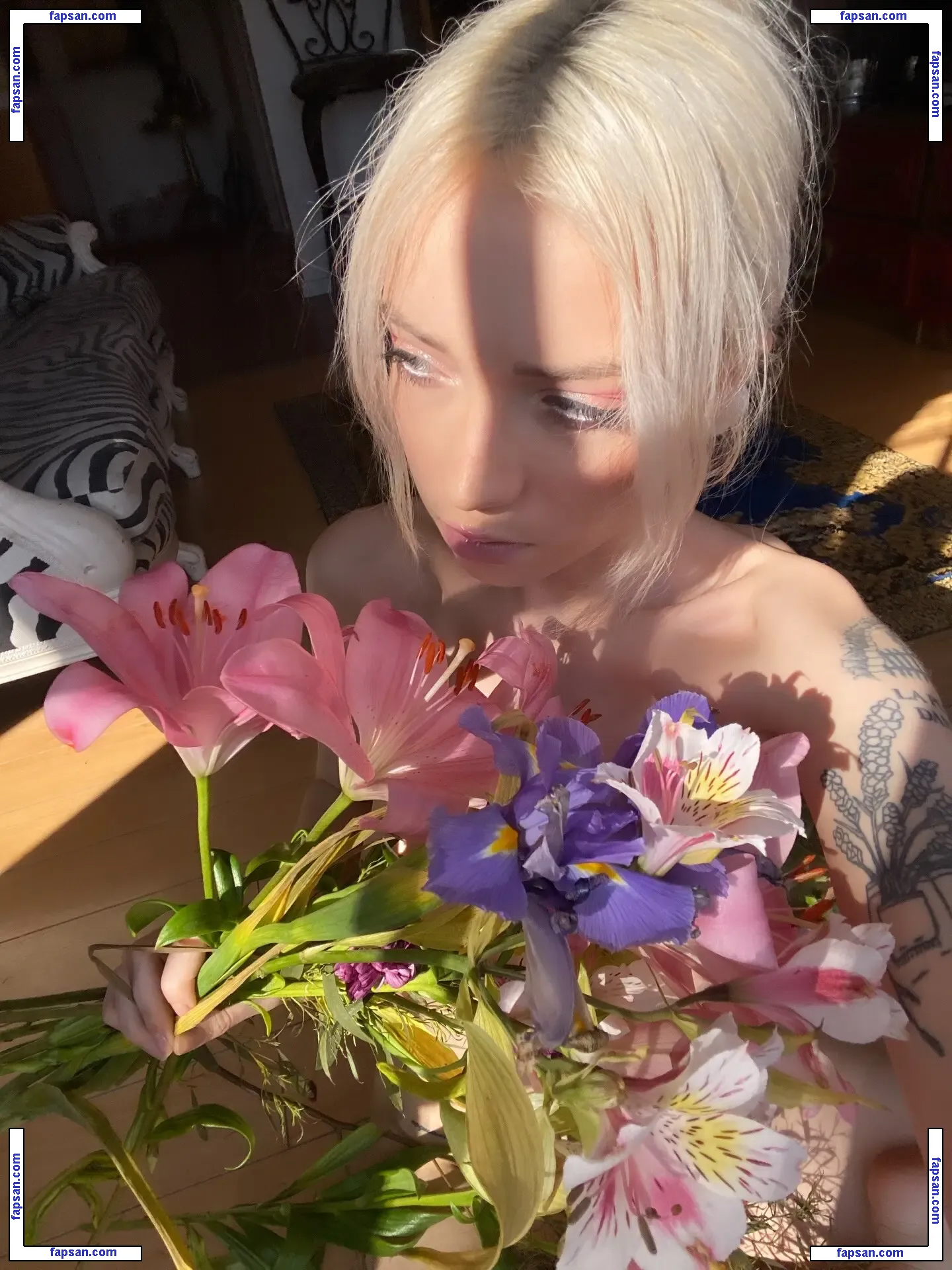 neoliberalhell nude photo #0006 from OnlyFans