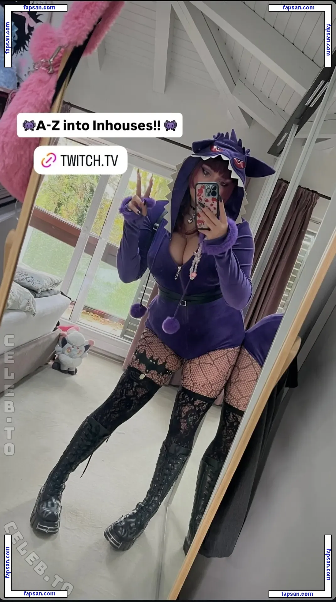 Nephynee nude photo #0001 from OnlyFans