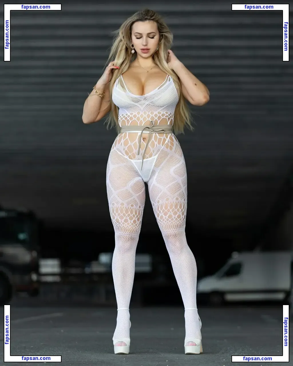 Neringa Kriziute nude photo #0884 from OnlyFans
